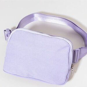 💜New Francesca’s Phoebe Crossbody Lilac Fanny Pack💜